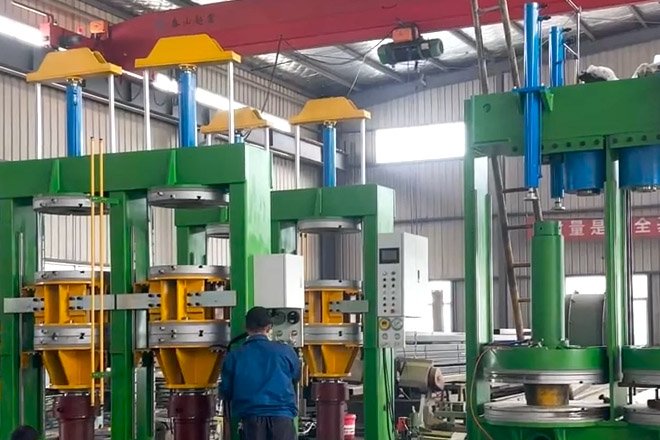 Motorcycle tyre and inner tubes motorcycle tire vulcanizing press machine